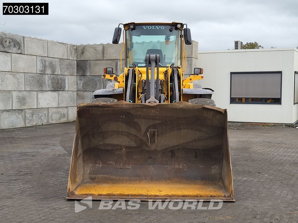 Volvo L120 E Quick Coupler
