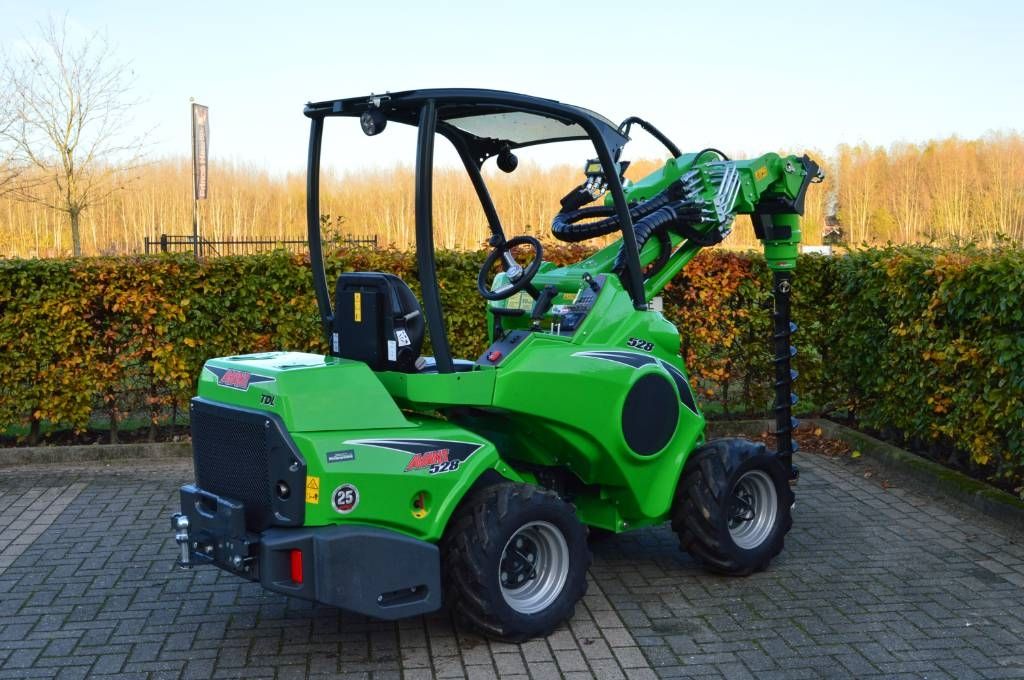 Avant 528 TDL model 2026 Kniklader/shovel