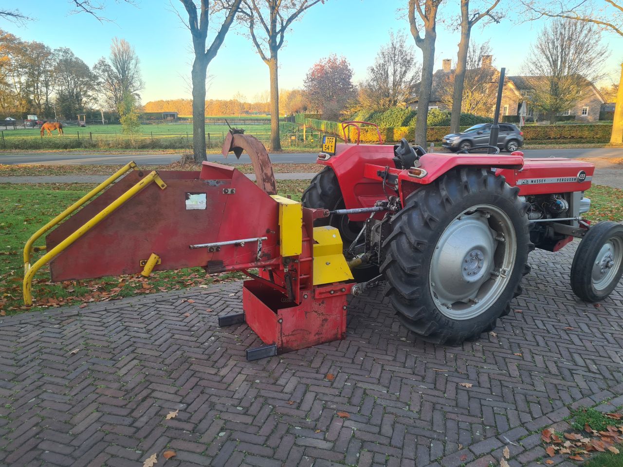 Hout versnipperaar aftakas pto aangedreven met invoerwals.