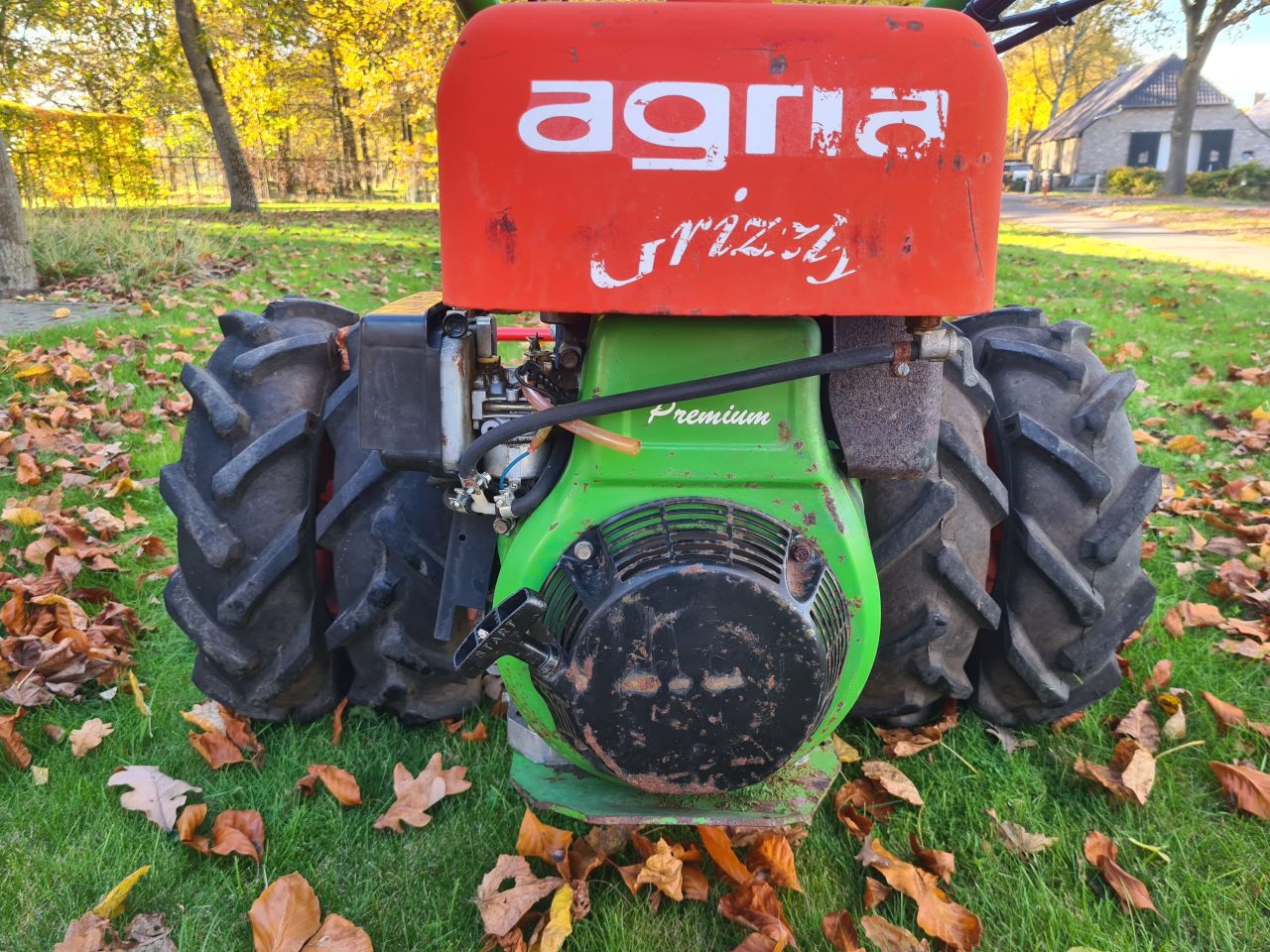 Agria 5500 Grizzly met maaidek cyklo maaidek.