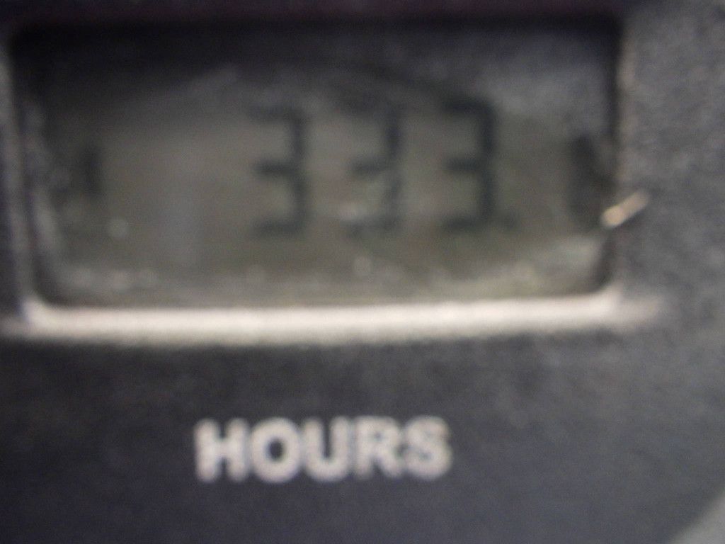 Skyjack SJ12 Electric Mast Lift 5.48m 2016