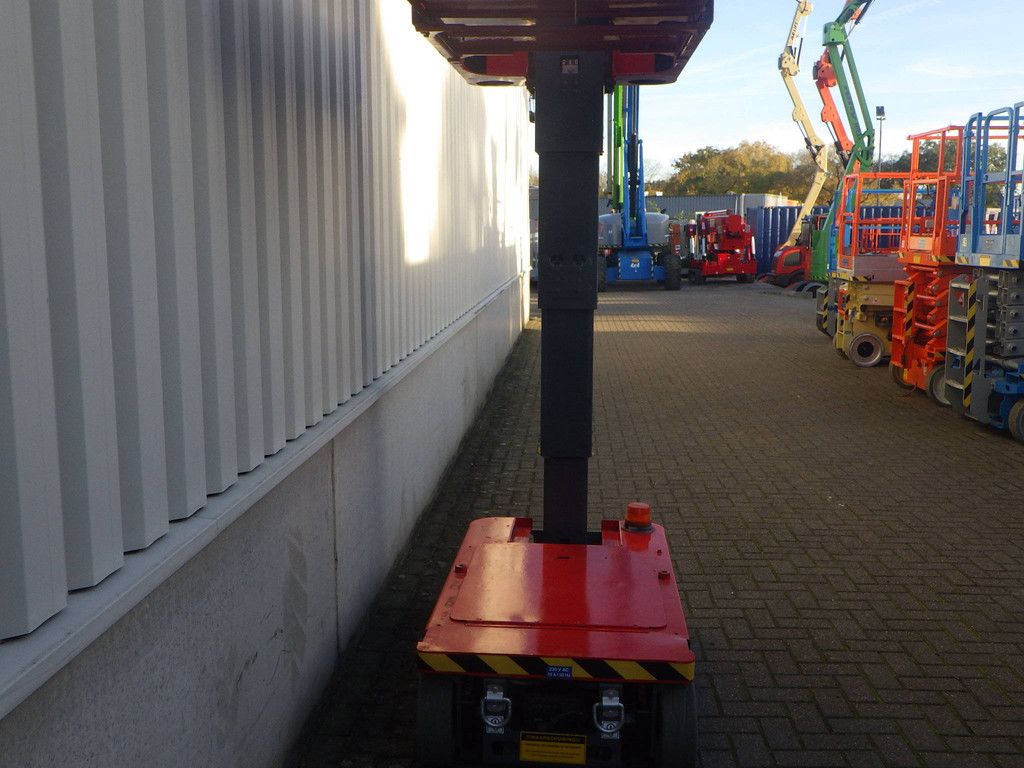 Skyjack SJ12 Electric Mast Lift 5.48m 2016
