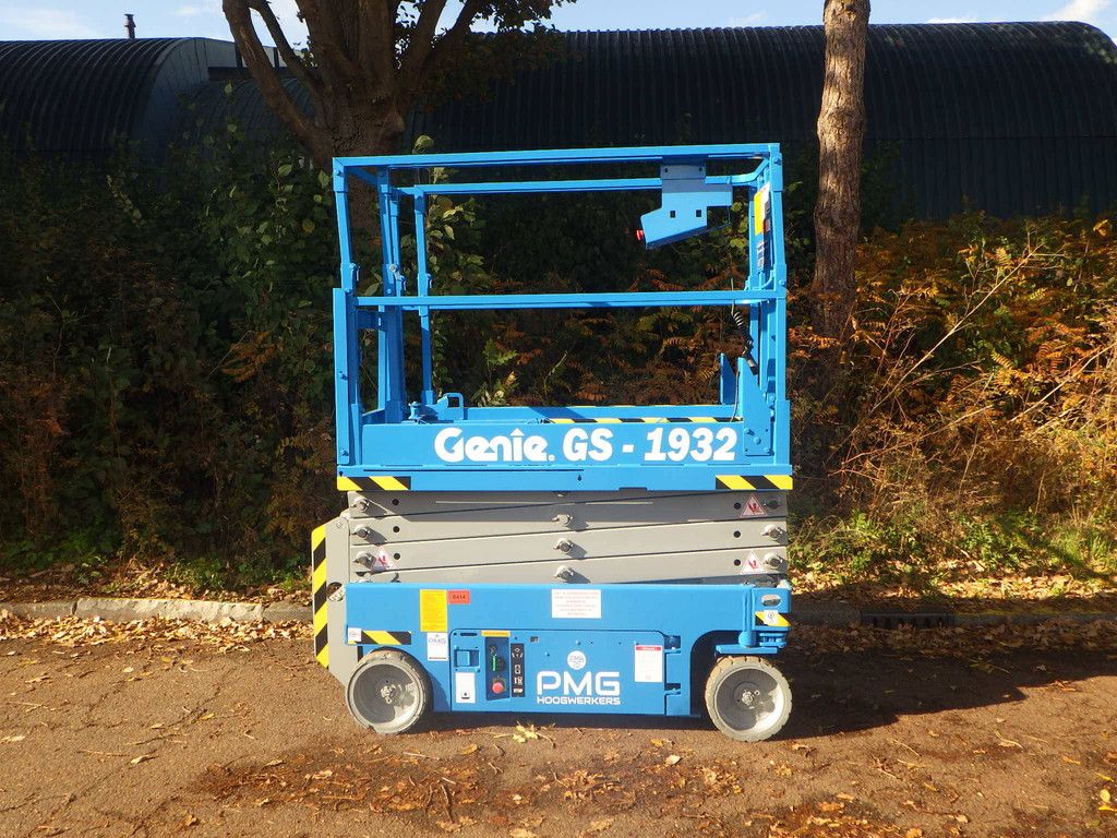 Genie GS-1932 Electric Scissor Lift 7.8m 2008