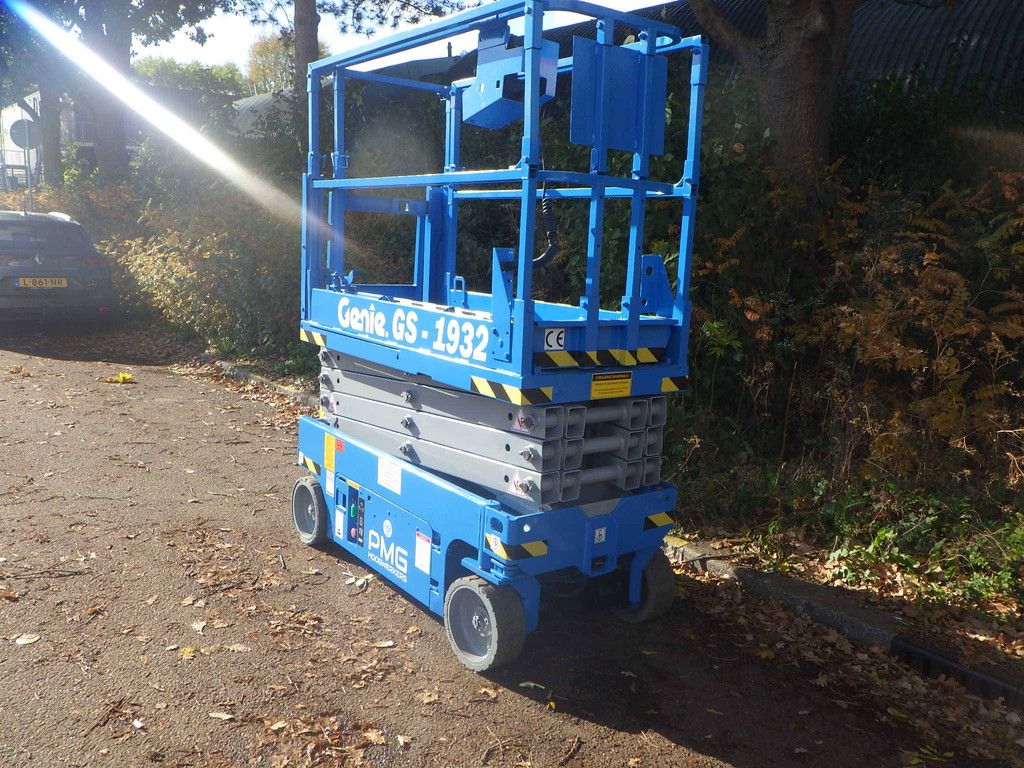 Genie GS-1932 Electric Scissor Lift 7.8m 2008