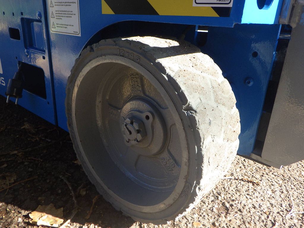 Genie GS-1932 Electric Scissor Lift 7.8m 2008