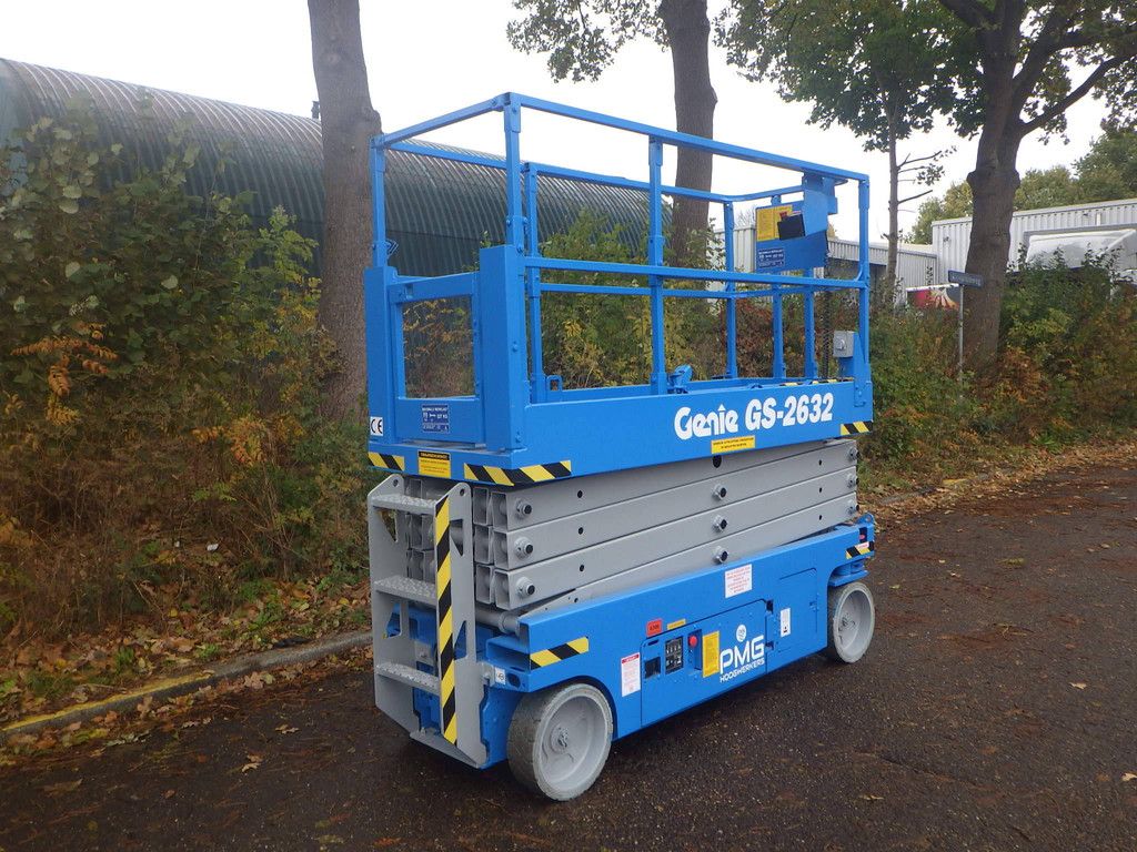 Genie GS-2632 Electric Scissor Lift 9.92m 2014