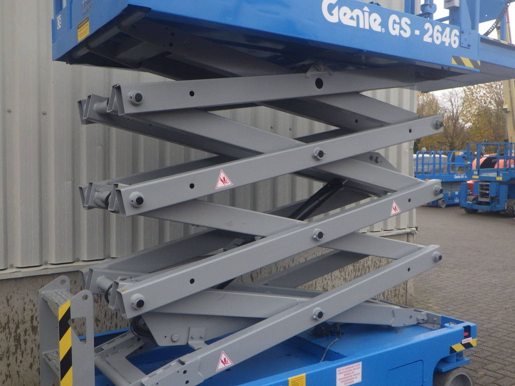 Genie GS-2646 Elektrische Scherenbühne 9,92 m, Baujahr 2015, mit Vlemmix (neu)