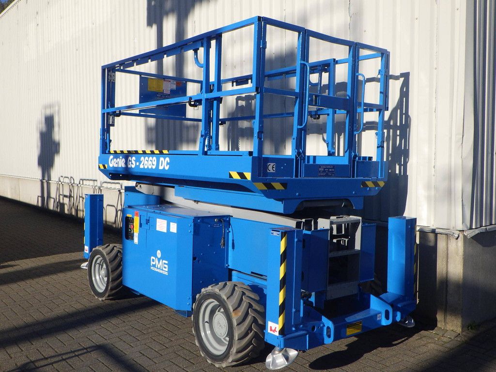 Genie GS-2669DC Electric Scissor Lift 10m 2013