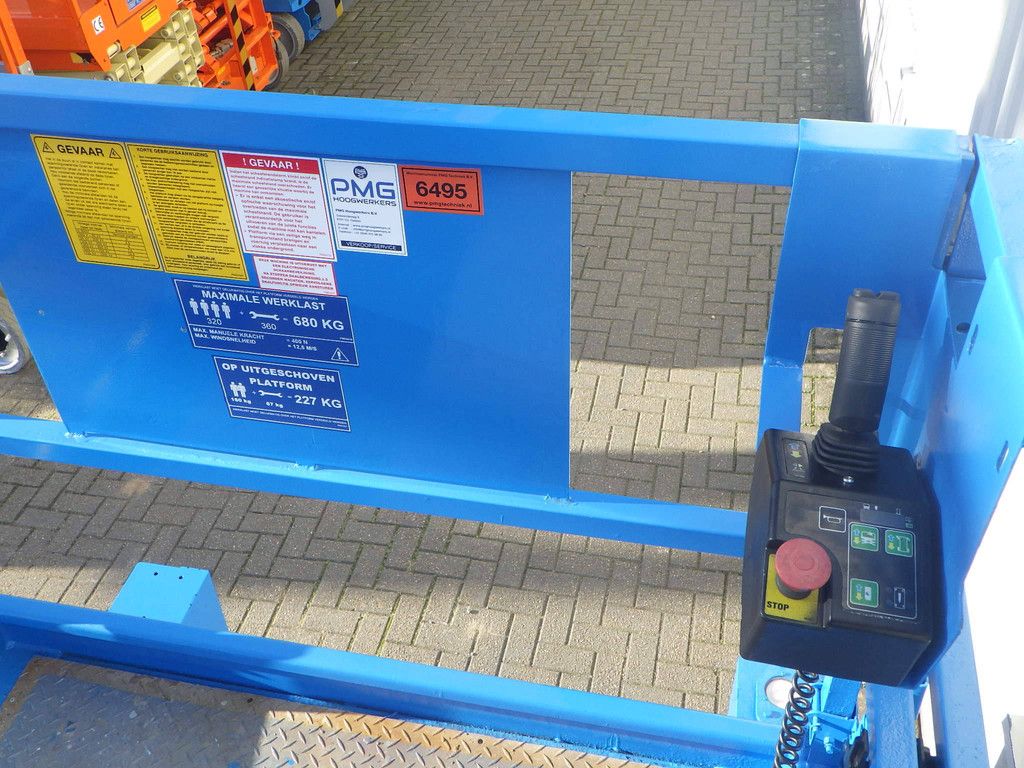 Genie GS-2669DC Electric Scissor Lift 10m 2013