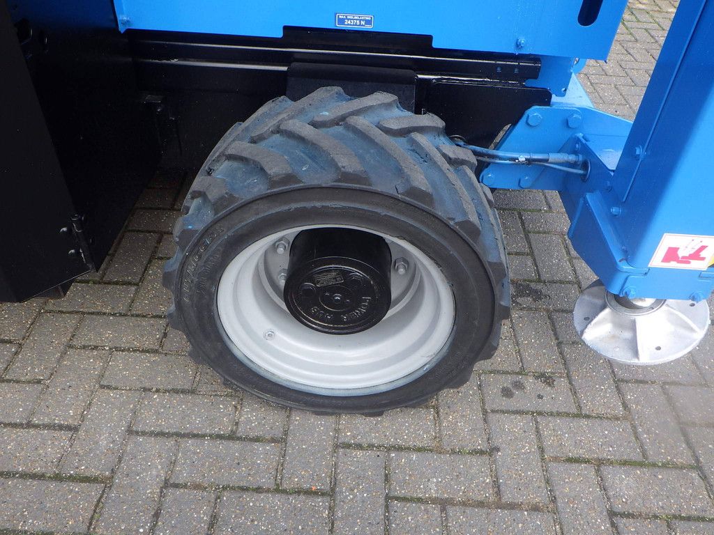 Scissor lift Genie GS-2669RT Diesel 10m 2014