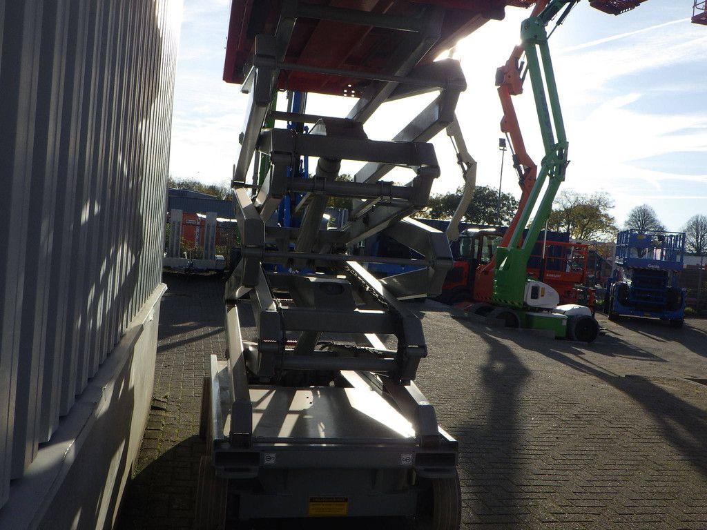 Scissor lift Skyjack SJ4632 Electric 11.75m 2008