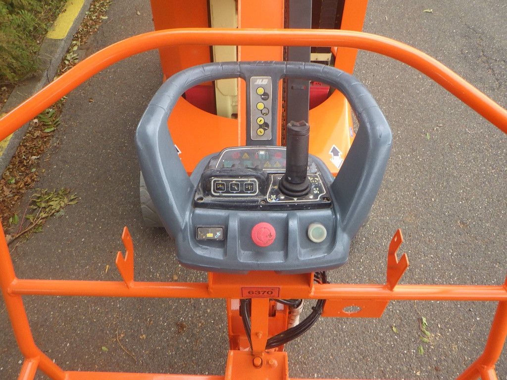 Toucan 12E Plus Electric Mast Lift 12.65m 2014