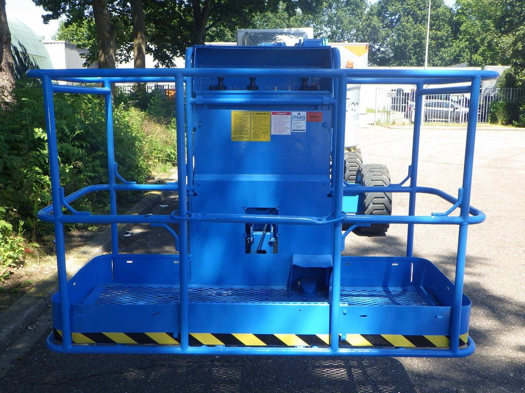 Genie Z-45/25J RT Diesel 16.05m Articulated Telescopic Boom Lift 2014
