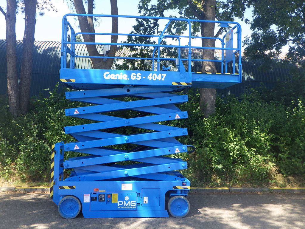 Genie GS-4047 Electric Scissor Lift 13.70m 2014