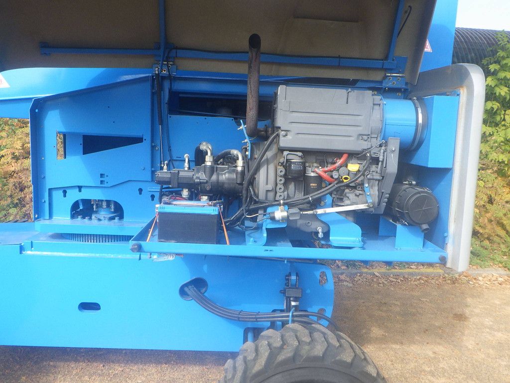 Genie S-45 Diesel 15.72m Telescopic Boom Lift 2014