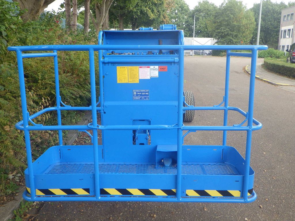 Genie Z-45/25J Bi-energy 15.92m articulated boom lift 2014