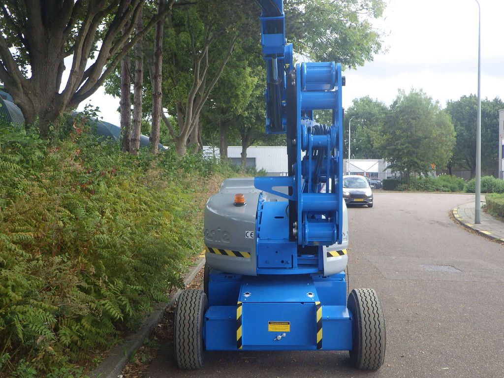 Genie Z-45/25J Bi-energy 15.92m articulated boom lift 2014