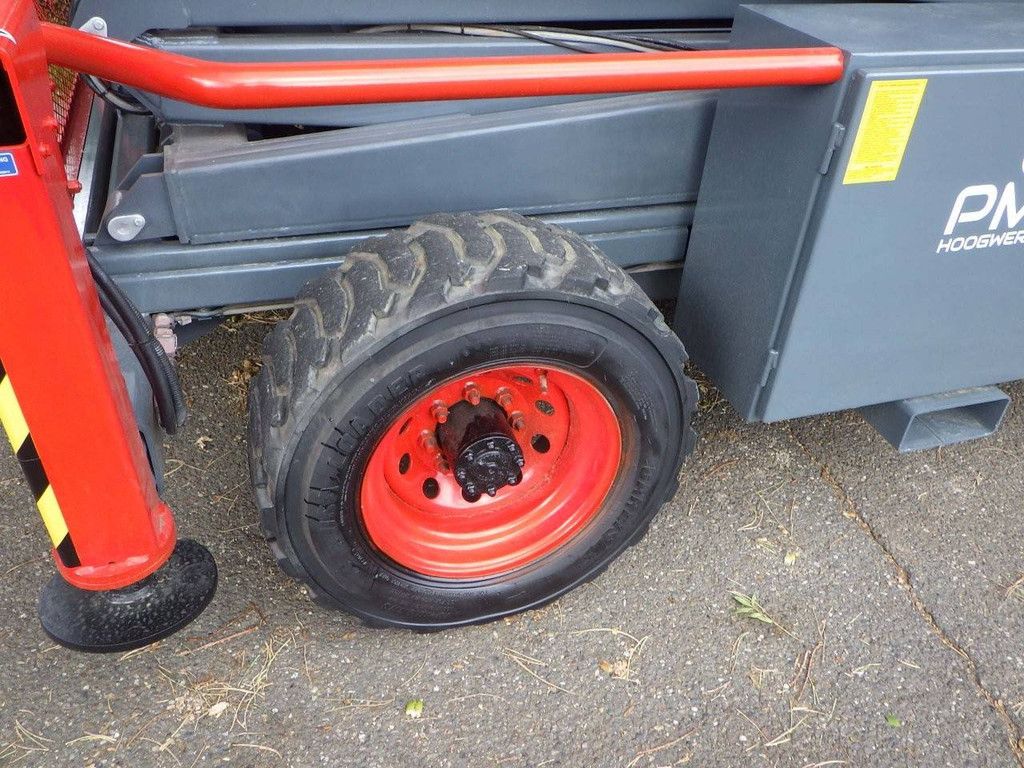 Scissor lift SkyJack SJ9250 Diesel 17.24m 2015