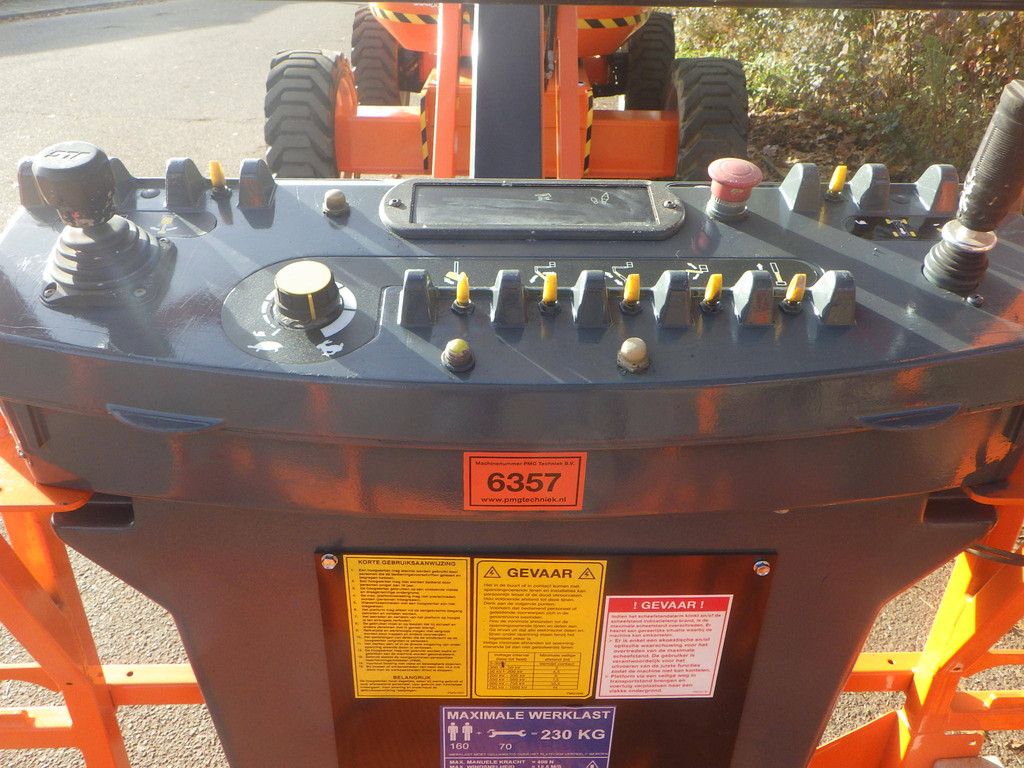 JLG 600AJ Diesel 20,47 m Gelenkteleskoparbeitsbühne 2016