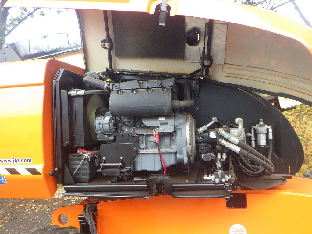 JLG 660SJ Diesel 21.8m Telescopic Boom Lift 2012