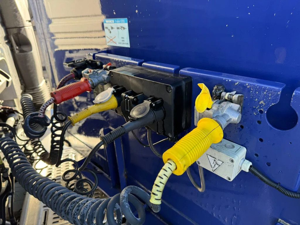 Van Eck Aircargo/luftfracht/rollenbett Mega 3.05H Liftachse APK 07/2026!