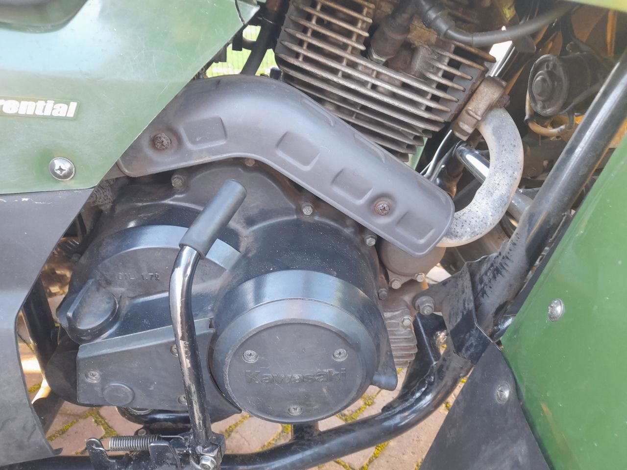 Kawasaki KLF300B Landbouwquad 300cc quad