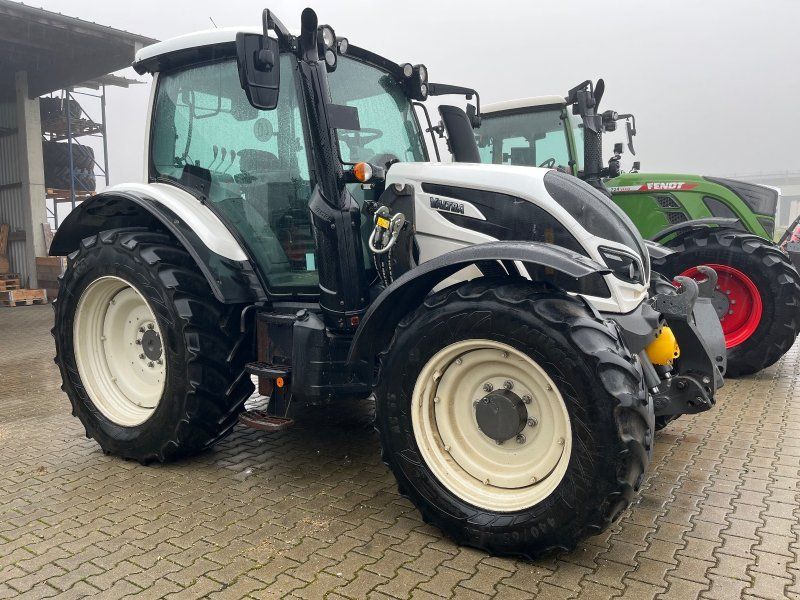 Valtra N104