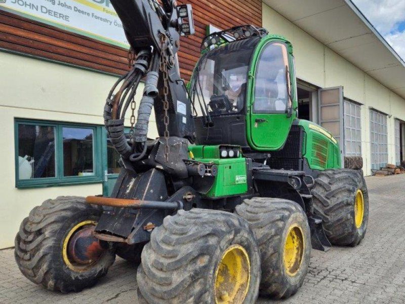 John Deere 1070 E