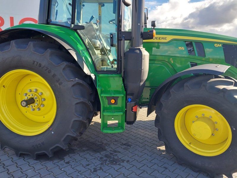 John Deere 6M 155
