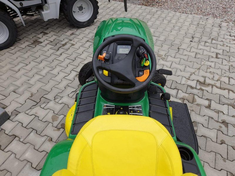John Deere X107