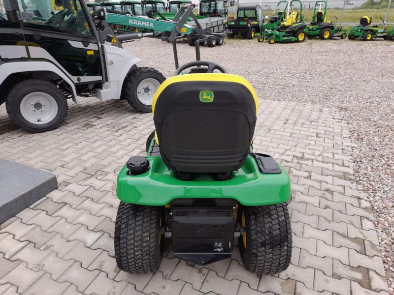 John Deere X370