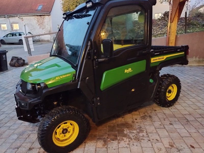 John Deere Gator XUV 865M