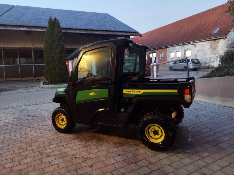 John Deere Gator XUV 865M