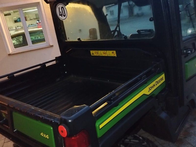 John Deere Gator XUV 865M