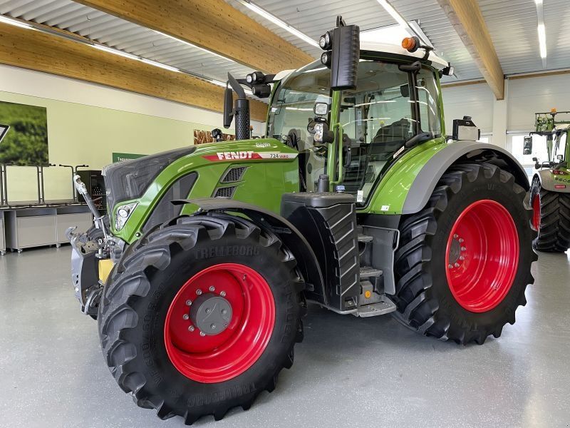 Fendt 724 VARIO GEN6 PROFI PLUS