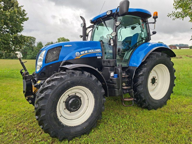 New Holland T7.210