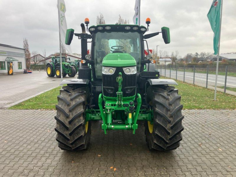 John Deere 6R 195
