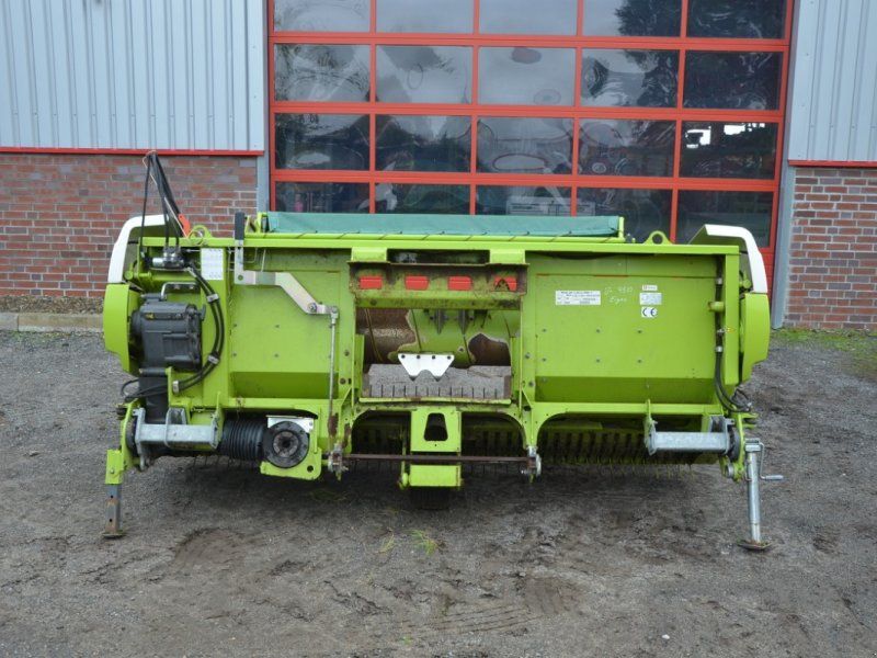 Claas PICK UP 300 PRO T