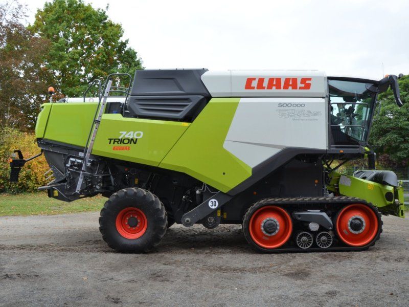 Claas TRION 740 TERRA TRAC