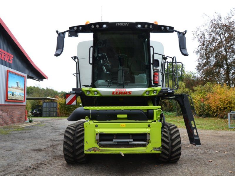 Claas TRION 740 TERRA TRAC