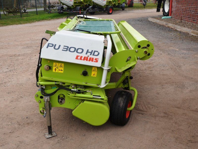 Claas PICK UP 300 HD