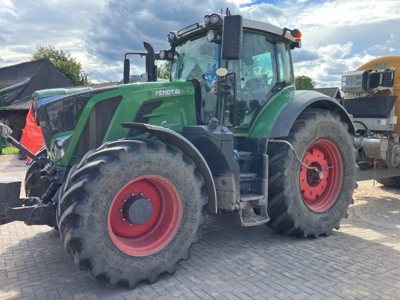 Fendt 826 Vario S4 Profi Plus