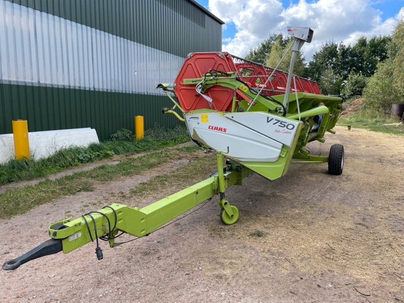 Claas Vario 750