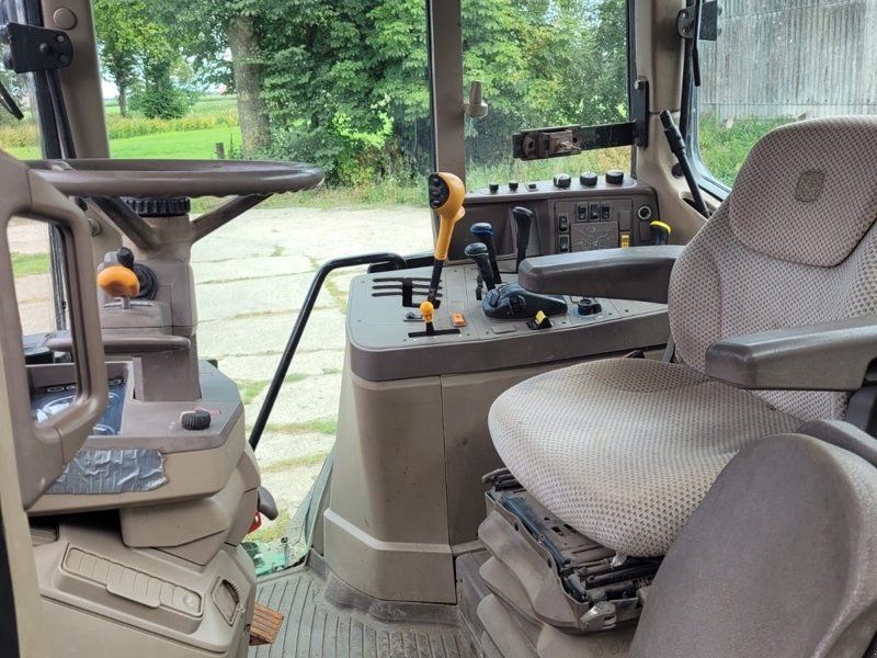 John Deere 6140 M **Black-Weeks**