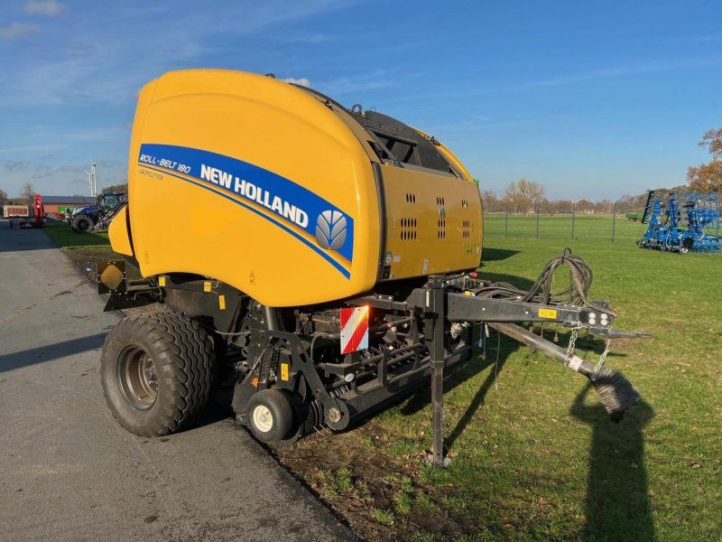 New Holland Roll Belt 180  CropCutter