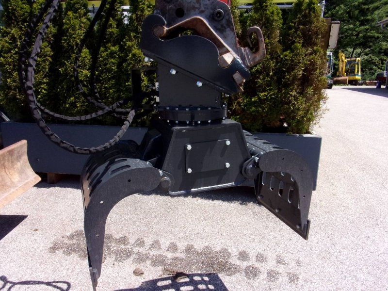 Takeuchi ICM Abbruch und Sortiergreifer SG 65