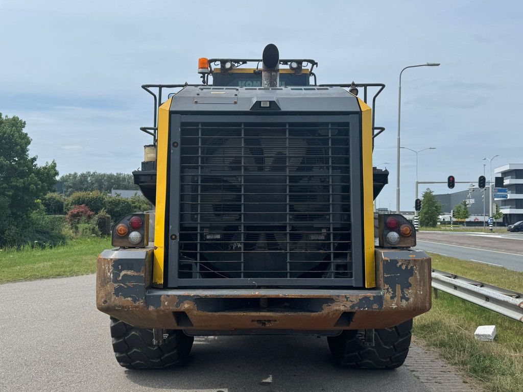 Komatsu WA500-8 Wheel Loader