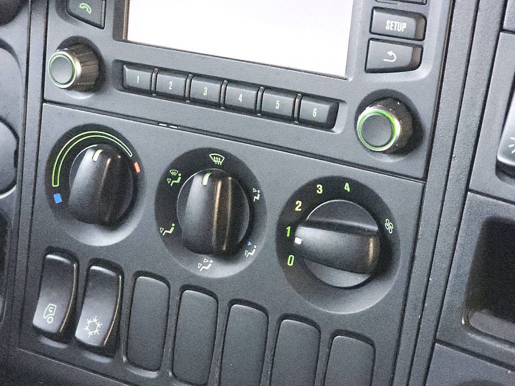 SCANIA P410 pk18002-4 hydr