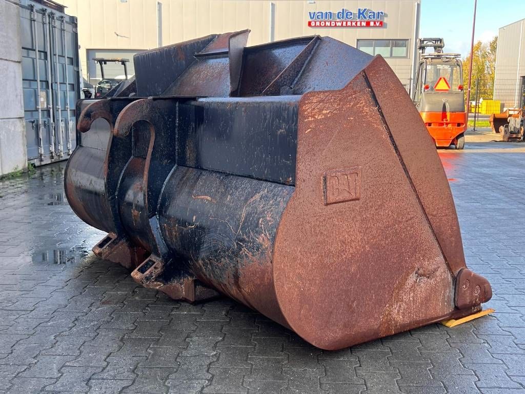 CAT 938 Laadbak - Fusion GP bucket