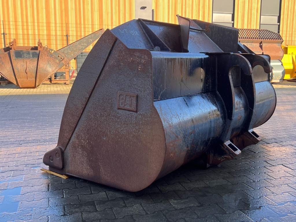 CAT 938 Laadbak - Fusion GP bucket